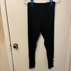 Liv & Piper Women’s Leggings Black Size Medium